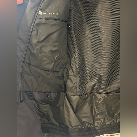 Helly Hansen Women’s Charcoal Ski/Snowboard Jacket - Picture 6 of 10